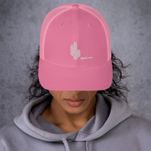Cargar imagen en el visor de la galería, Baja Life Trucker Cap
